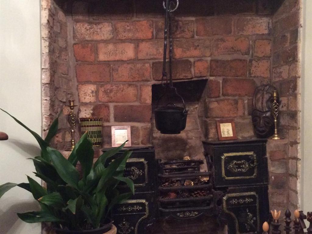 Old Street B&B Ъптън ъпон Севърн Екстериор снимка