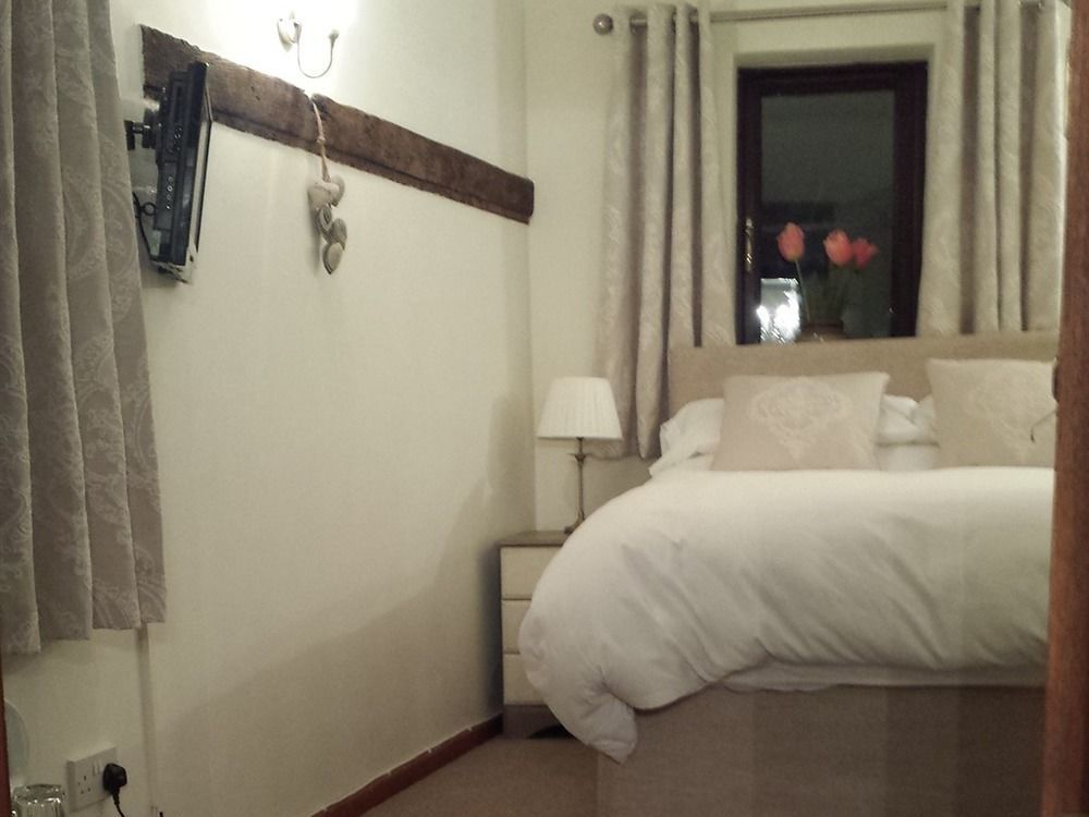 Old Street B&B Ъптън ъпон Севърн Екстериор снимка