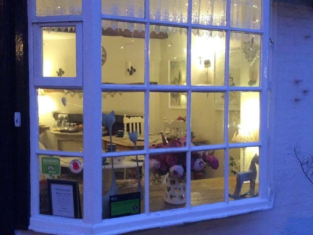 Old Street B&B Ъптън ъпон Севърн Екстериор снимка